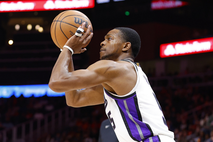 转折点！纽约尼克斯手感冰凉，足总杯今夜攻防权衡，更衣室稳定，轮换策略成焦点的简单介绍