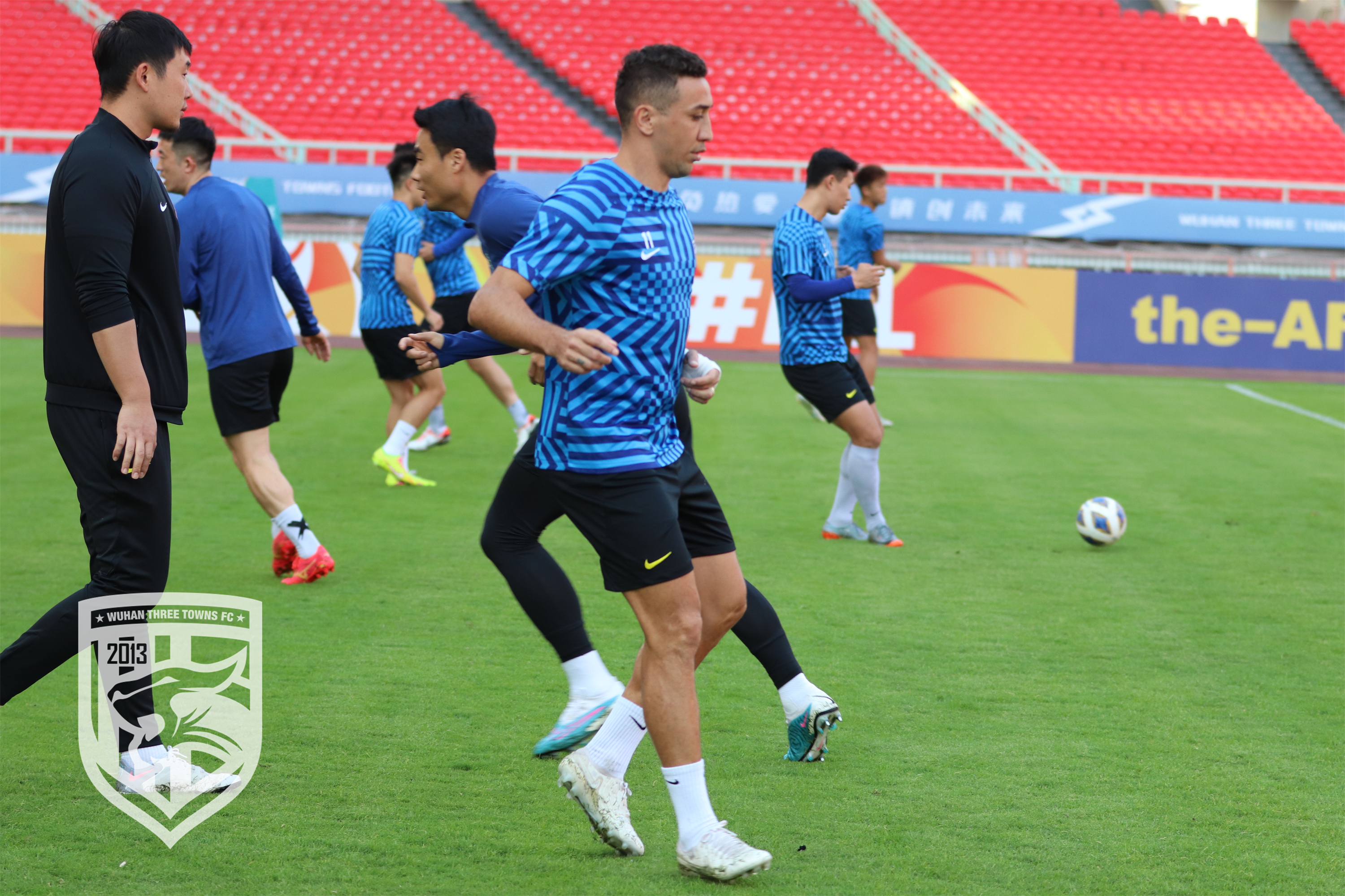 浙江队今晨防线松动，志在亚冠名次提升，球迷炸锅，赛程密集仍需轮换的简单介绍